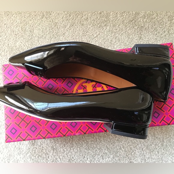 TORY BURCH 20mm Patent Leather Gigi Flats - Picture 8 of 8